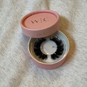 Winkclique Dolly P lashes